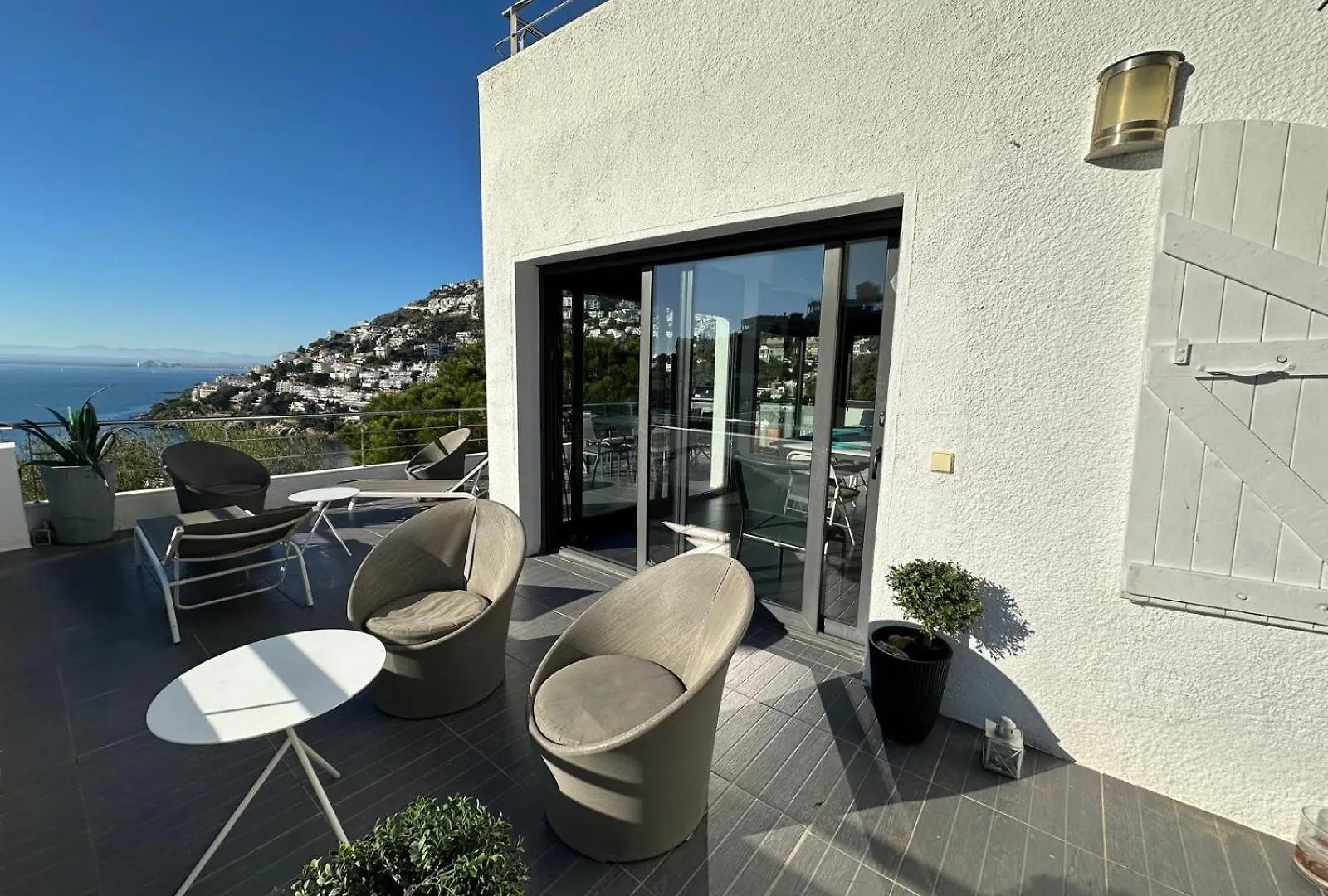 Villa Eden Roc Roses Holiday home